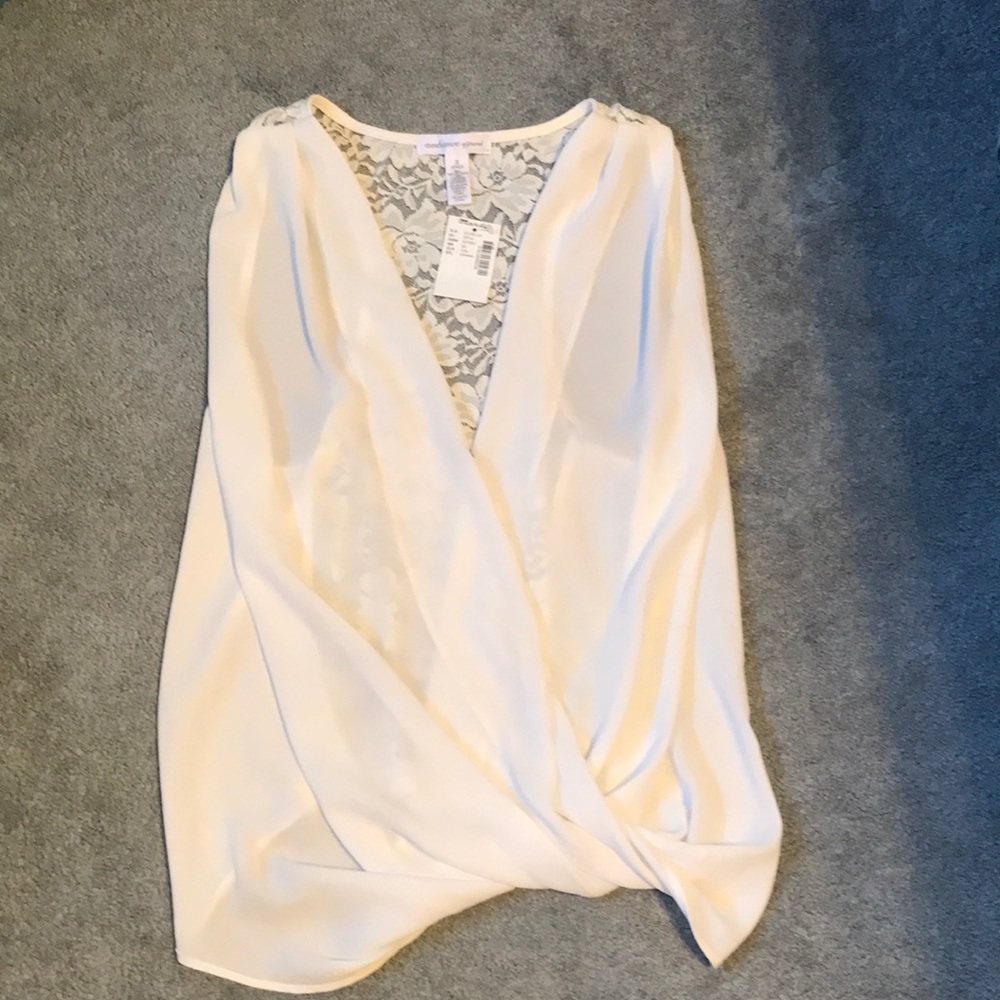 NWT white blouse 🤩